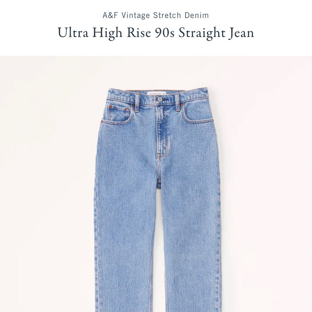 *NWT* Abercrombie & Fitch Curve Love Ultra High Rise 90s Straight Jean
